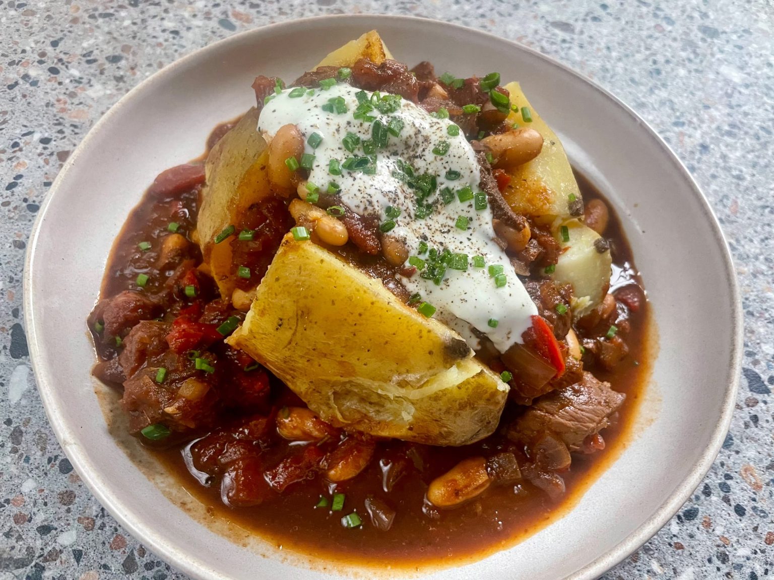 Baked Potatoes With Chilli Con Carne Outback Barbecues